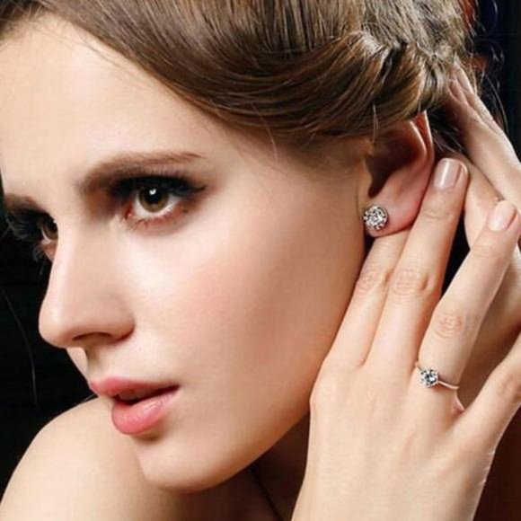 STUD 925 STERLING SILVER DIAMOND CROWN EARRINGS, NICE EARRINGS, CUTE EARRINGS - Picture 4 of 5